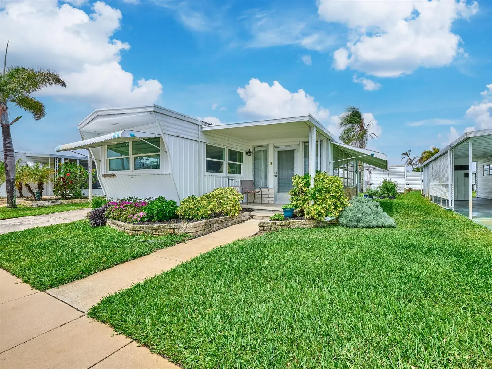 4300 SE Saint Lucie Boulevard # 123, Stuart FL 34997