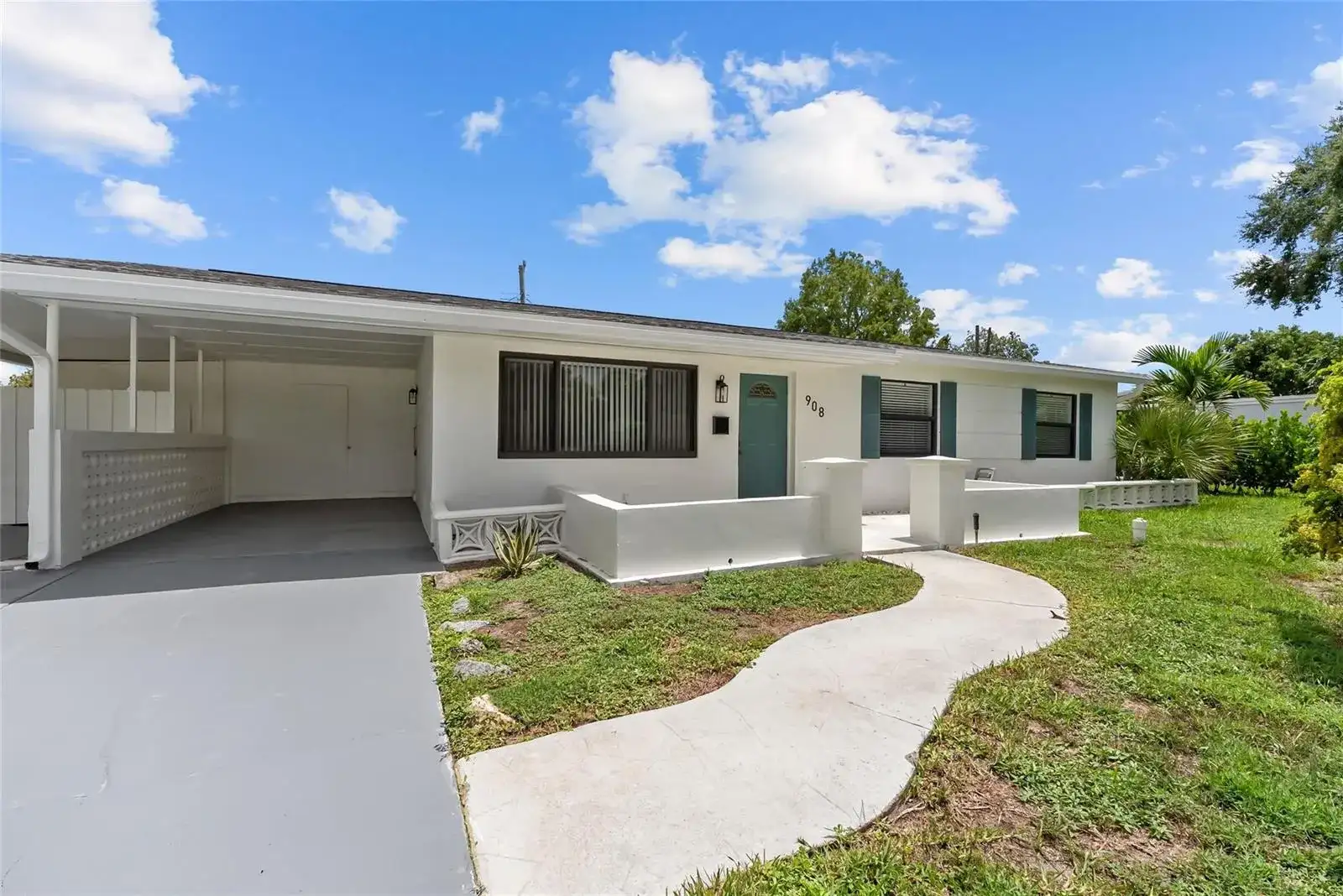 908 Lighthouse Drive, North Palm Beach FL 33408 photo 2