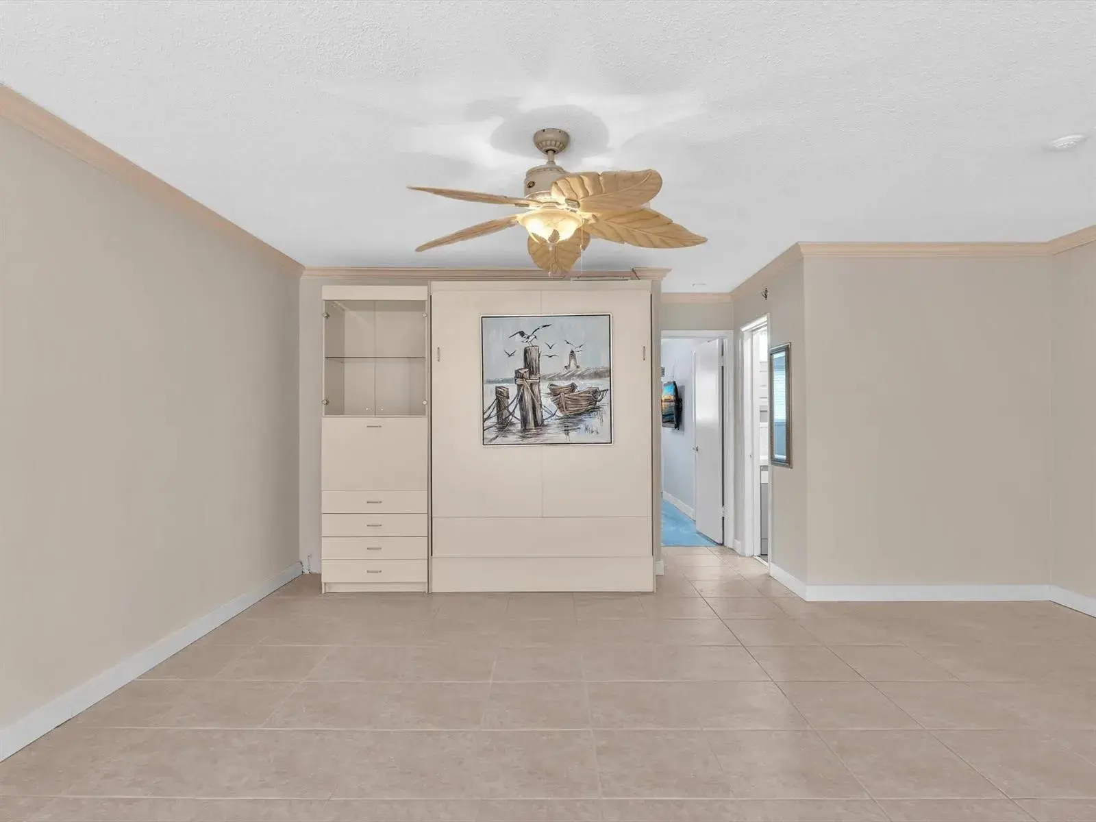 2000 Diana Drive # 207, Hallandale Beach FL 33009
