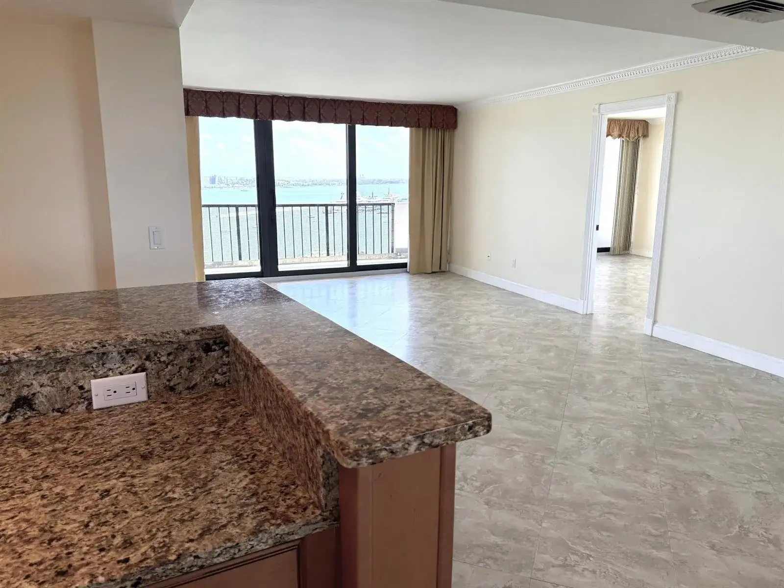 5200 N Flagler Drive # 1604, West Palm Beach FL 33407 photo 5