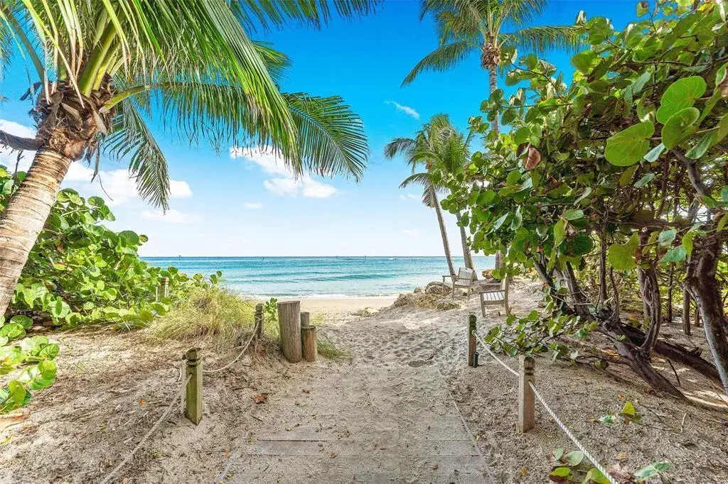 3213 Dover Road, Pompano Beach FL 33062