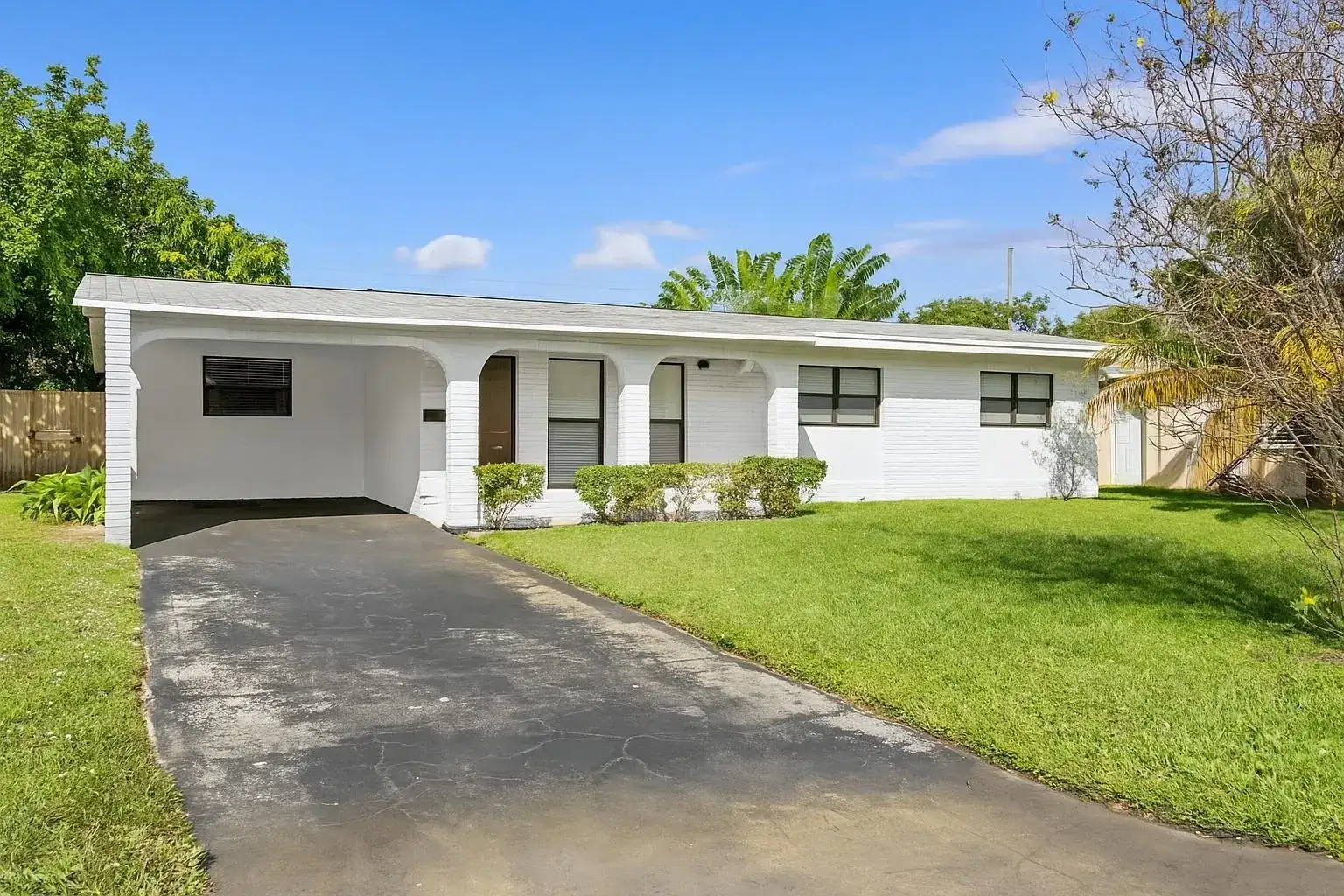 501 NW 30th Court, Wilton Manors FL 33311 photo 2