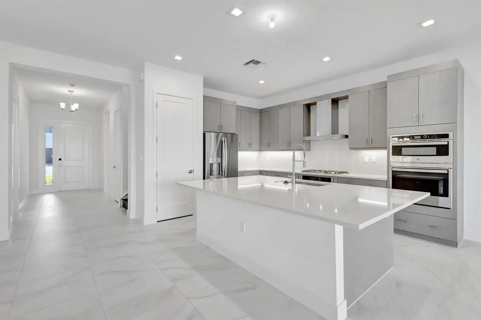 13079 Feathering Way, Palm Beach Gardens FL 33412