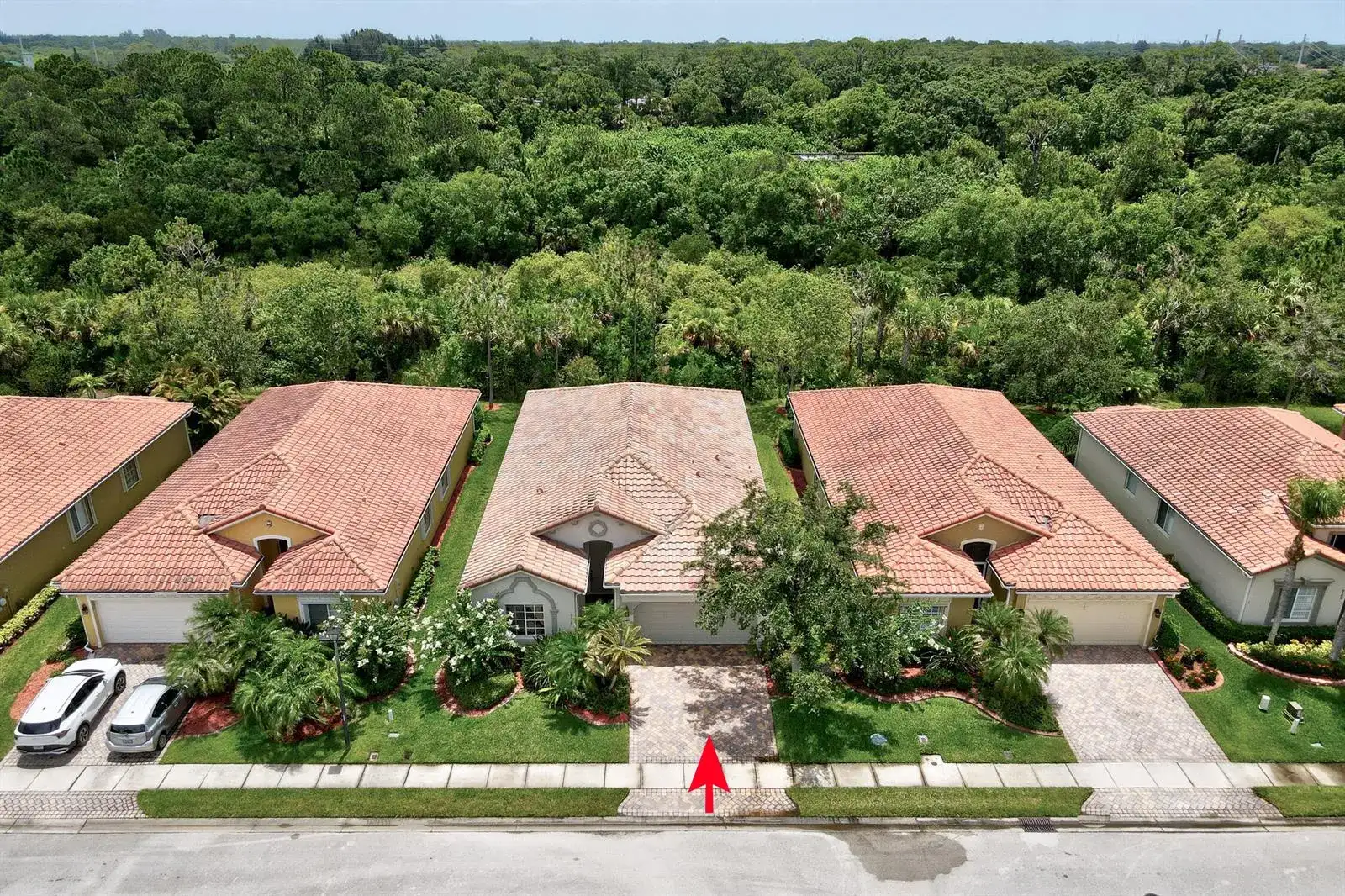 6188 Dorchester Way, Vero Beach FL 32966 photo 2
