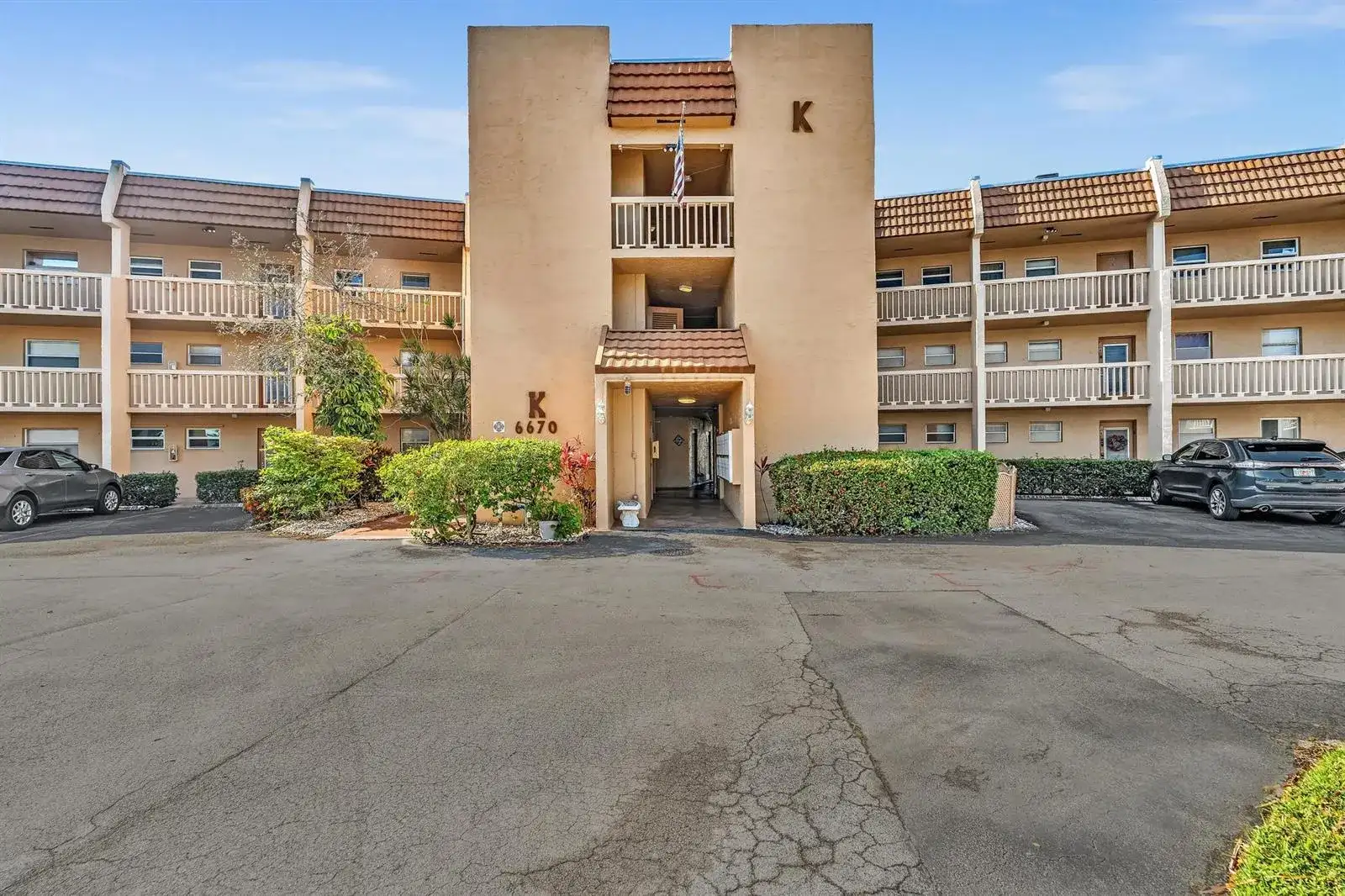 6670 Royal Palm Boulevard # 110, Margate FL 33063 photo 2