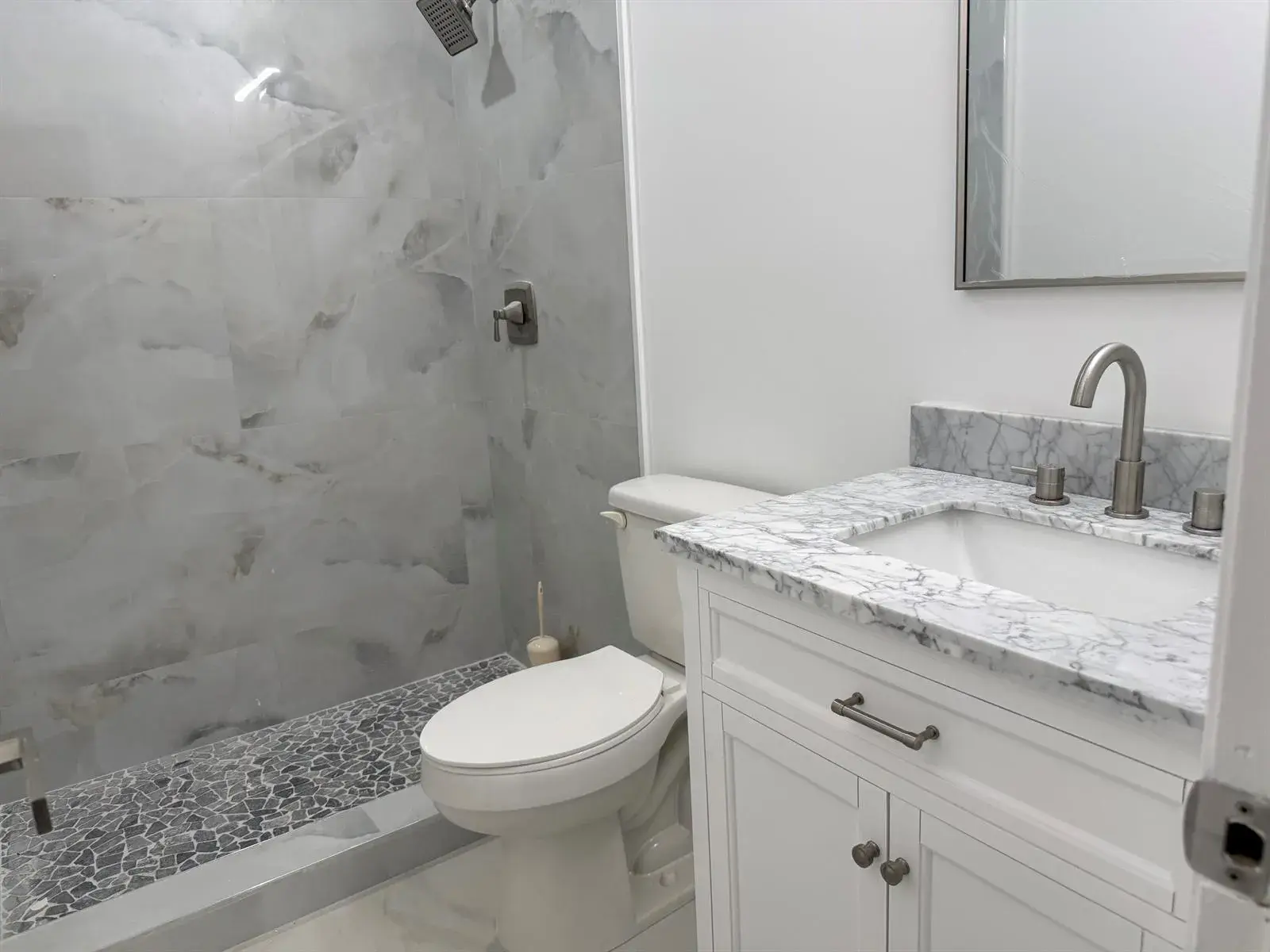 2161 NE 68 Street NE Unit 303, Fort Lauderdale FL 33308