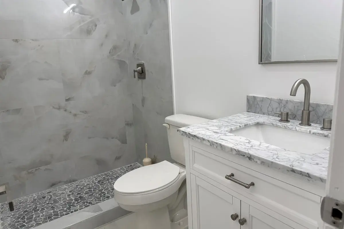 2161 NE 68 Street NE Unit 303, Fort Lauderdale FL 33308