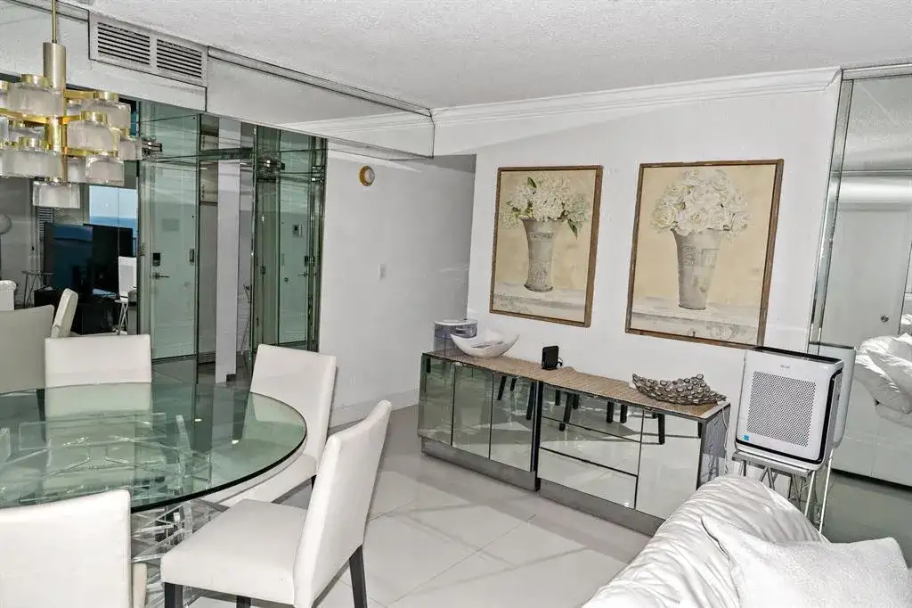 1880 S Ocean Drive, Hallandale Beach FL 33009 photo 3