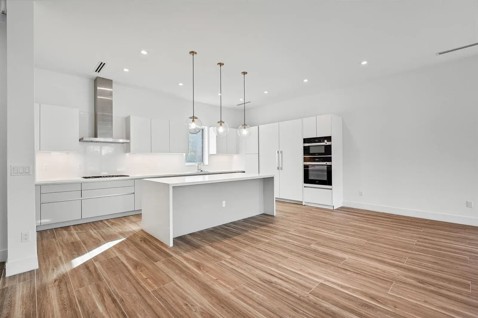 11 SE 11th Avenue, Fort Lauderdale FL 33301