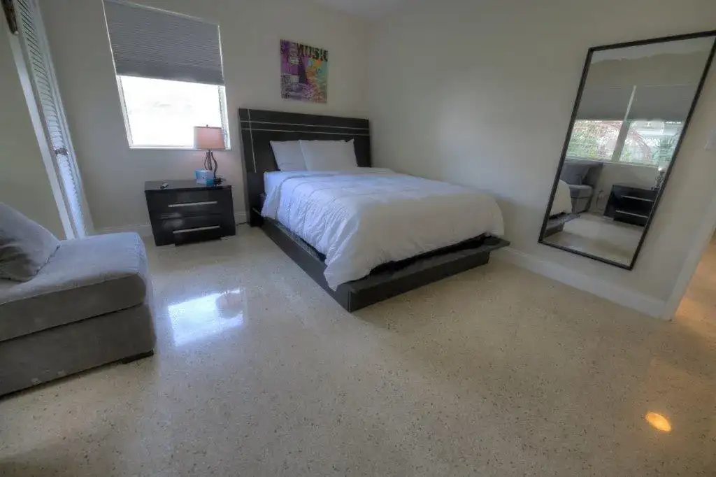 3201 NE 23rd Street, Fort Lauderdale FL 33305 photo 5