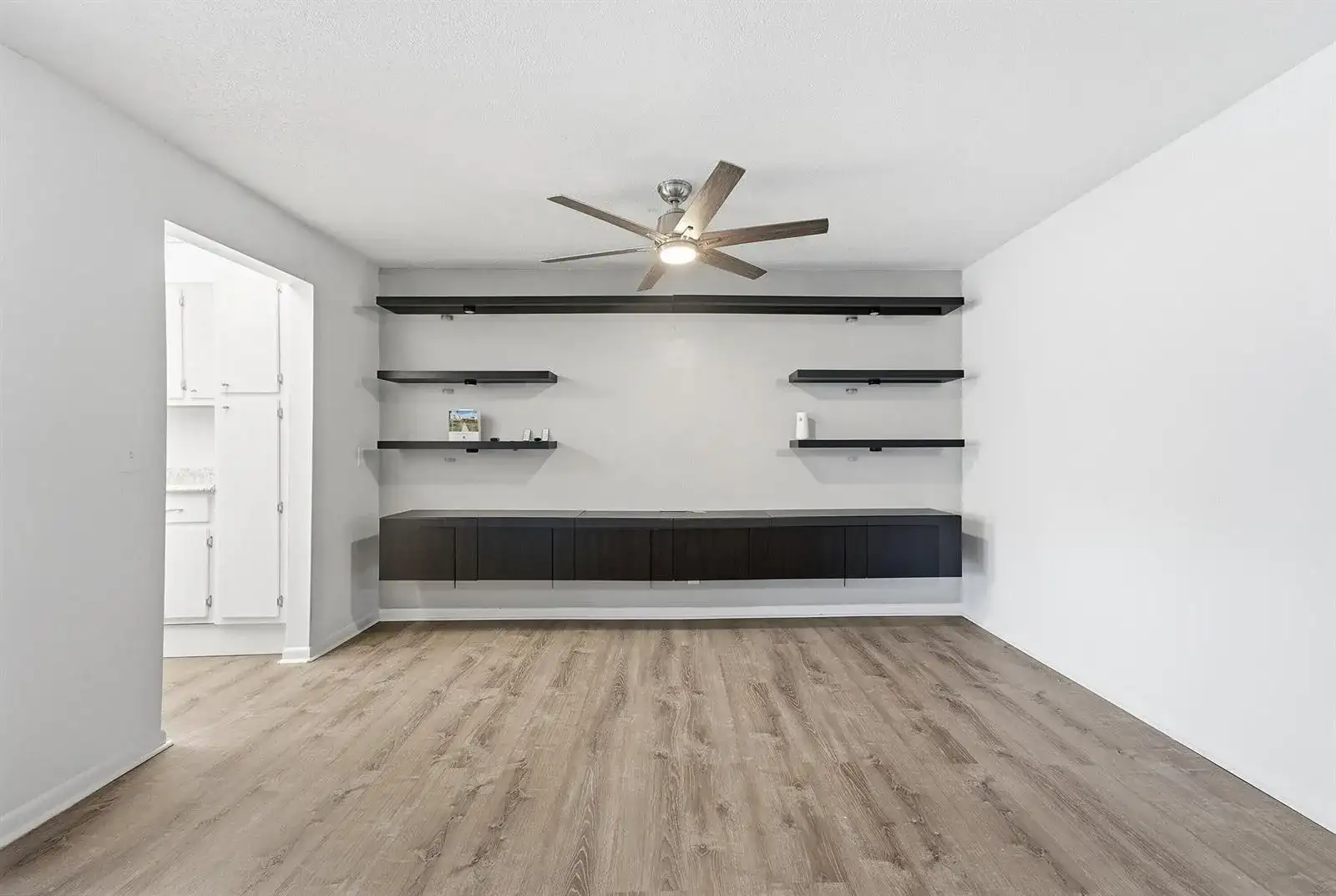 355 Main Boulevard # C, Boynton Beach FL 33435 photo 4