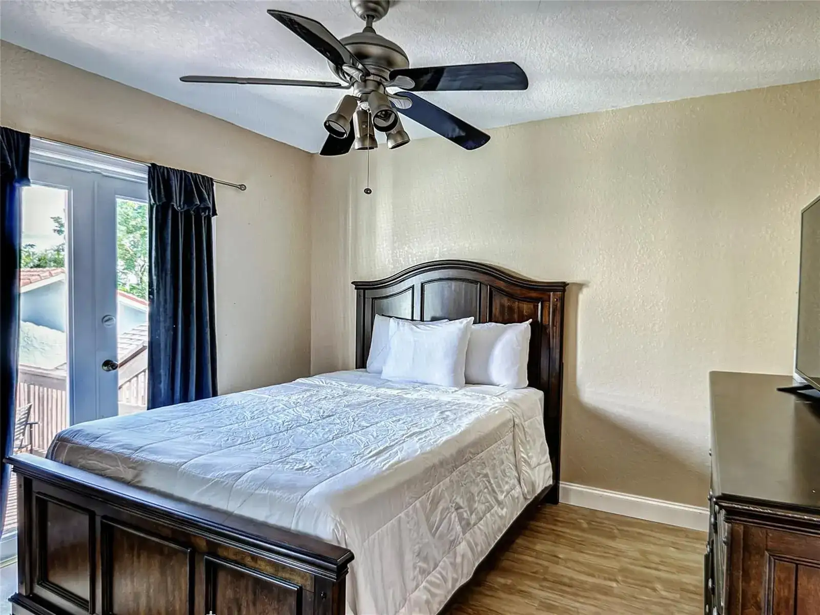 141 Rutland Boulevard, West Palm Beach FL 33405 photo 3