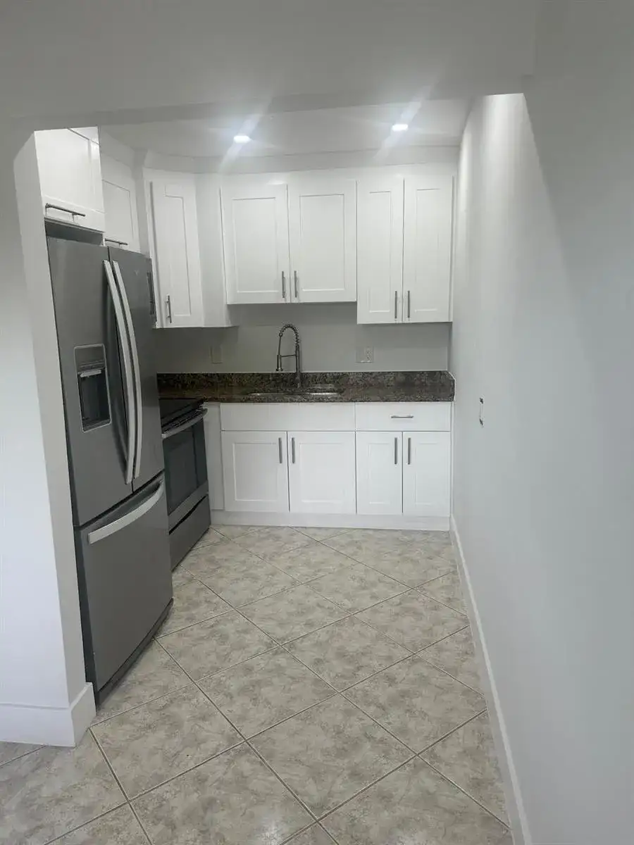 2100 Springdale Boulevard # 303, Palm Springs FL 33461 photo 3