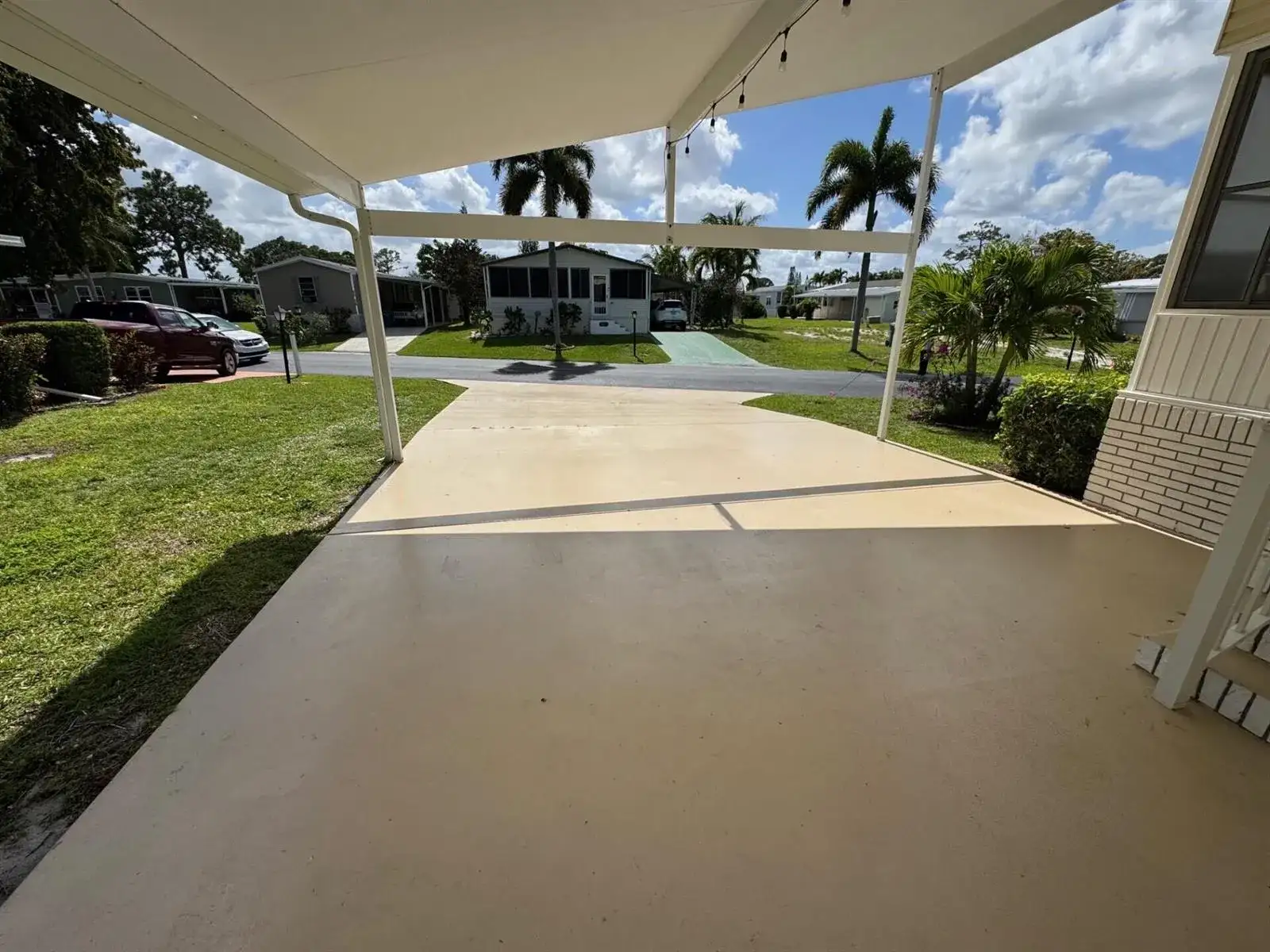 8924 Princess Donna Court E, Boynton Beach FL 33436 photo 2