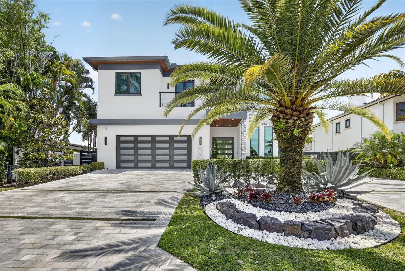 334 Isle Of Capri Drive, Fort Lauderdale FL 33301
