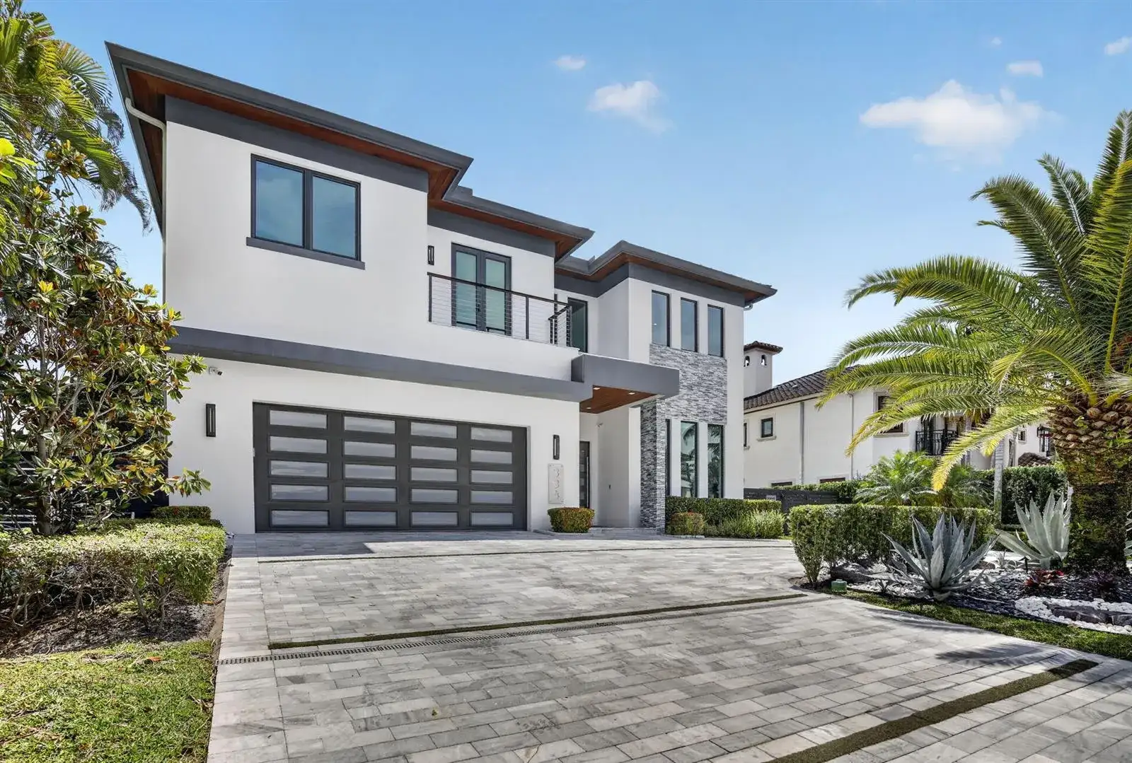 334 Isle Of Capri Drive, Fort Lauderdale FL 33301 photo 3