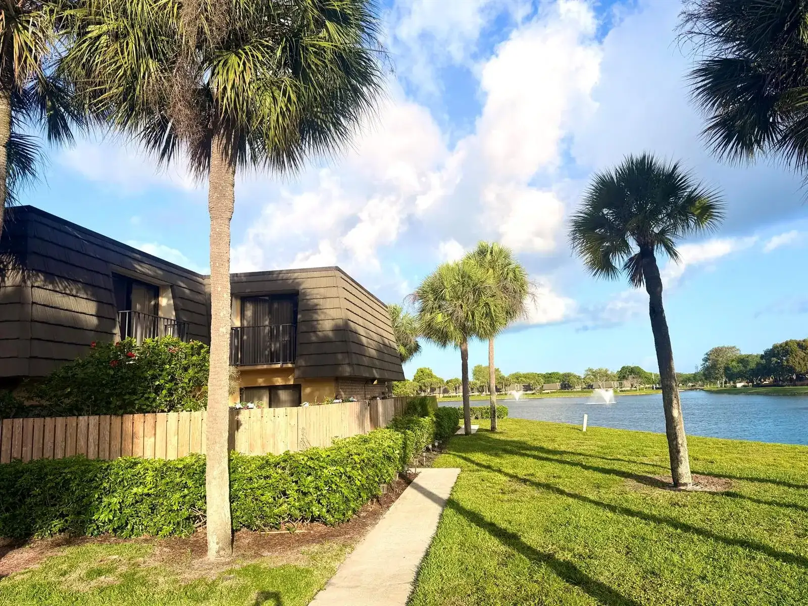 812 8th Way, West Palm Beach FL 33407