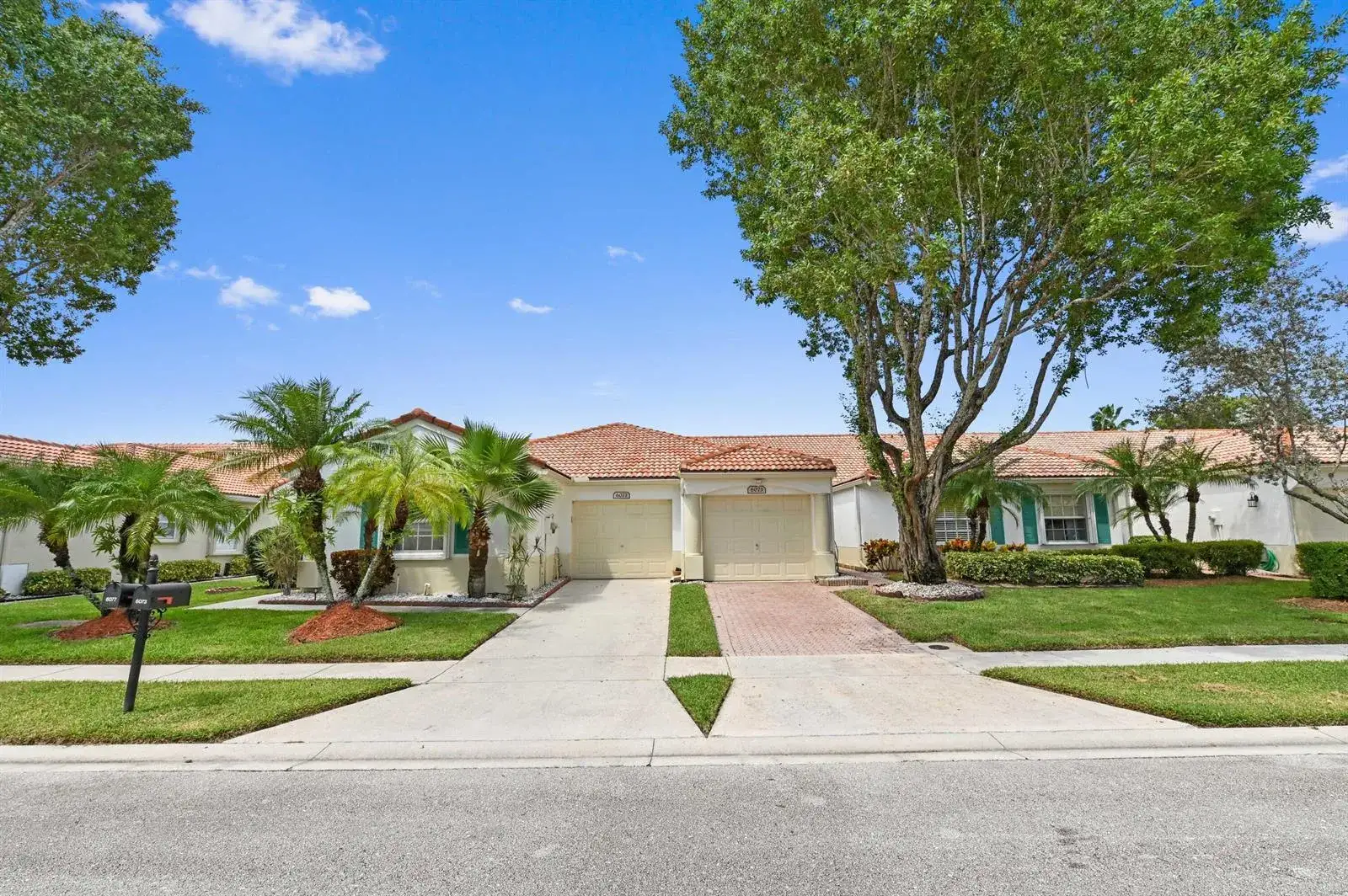 6077 Lake Hibiscus Drive, Delray Beach FL 33484