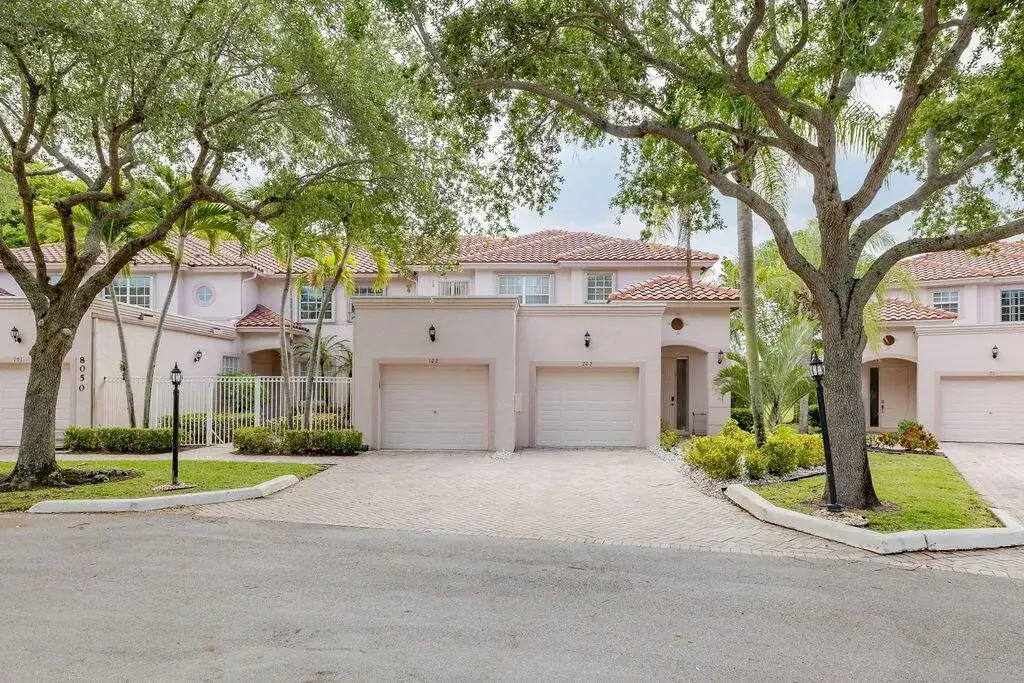 8050 Aberdeen Drive # 202, Boynton Beach FL 33472 photo 3