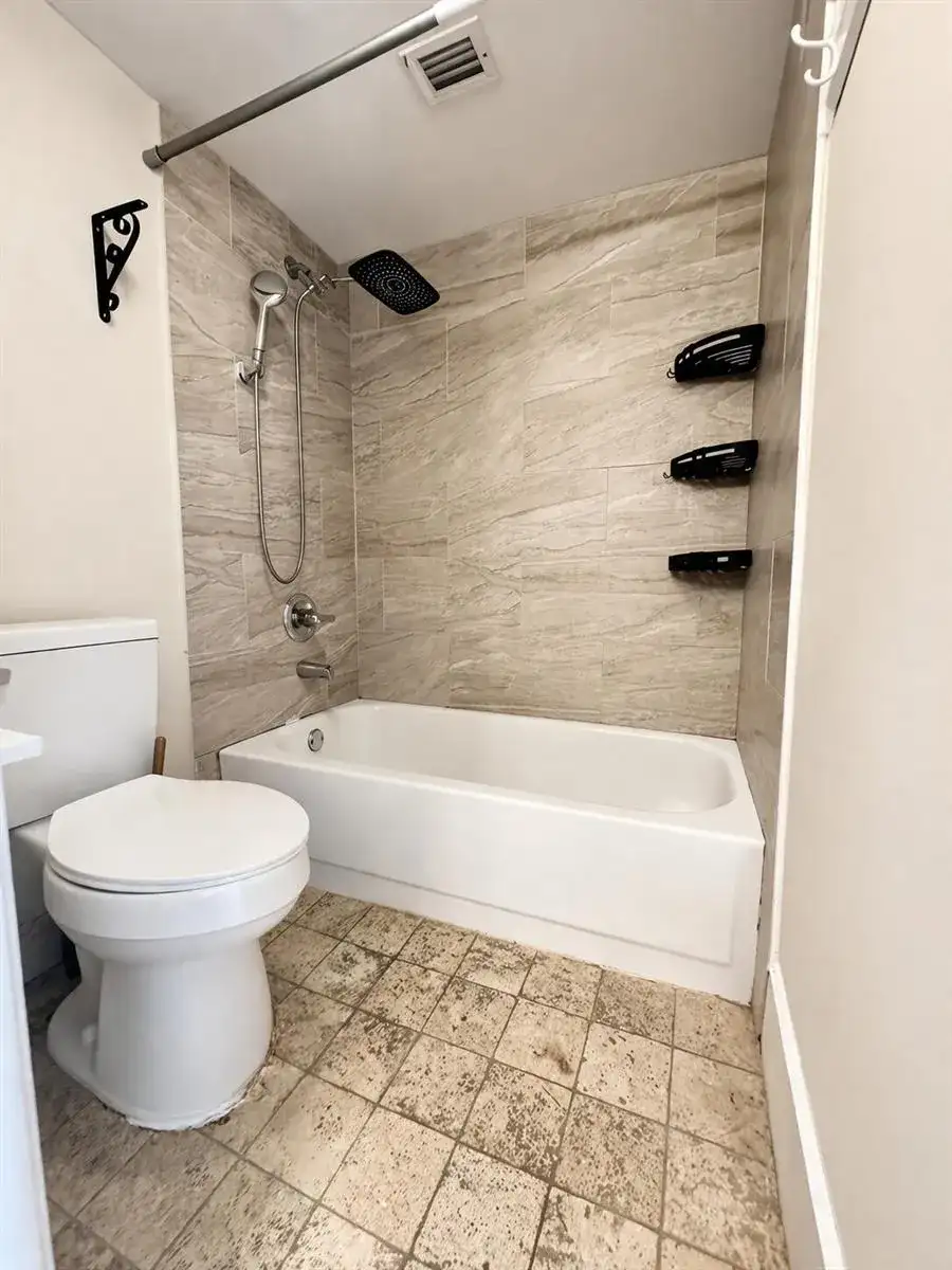 2837 N Course Drive # 202, Pompano Beach FL 33069 photo 4