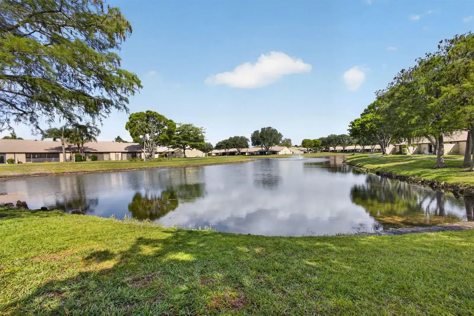 1025 Green Pine Boulevard # F, West Palm Beach FL 33409 photo 4