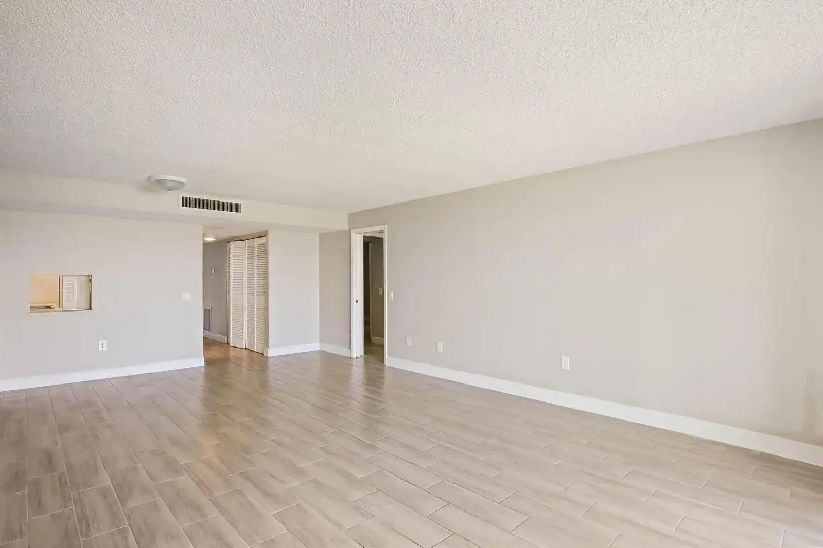 4254 Deste Court # 208, Lake Worth FL 33467 photo 4