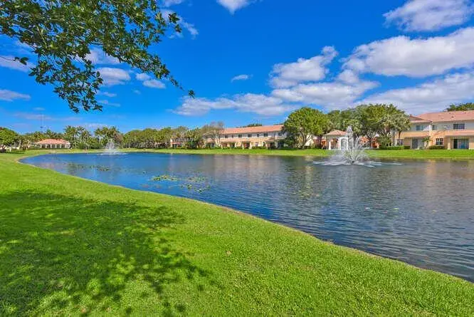 7401 Sarentino Lane # 211, Boynton Beach FL 33437