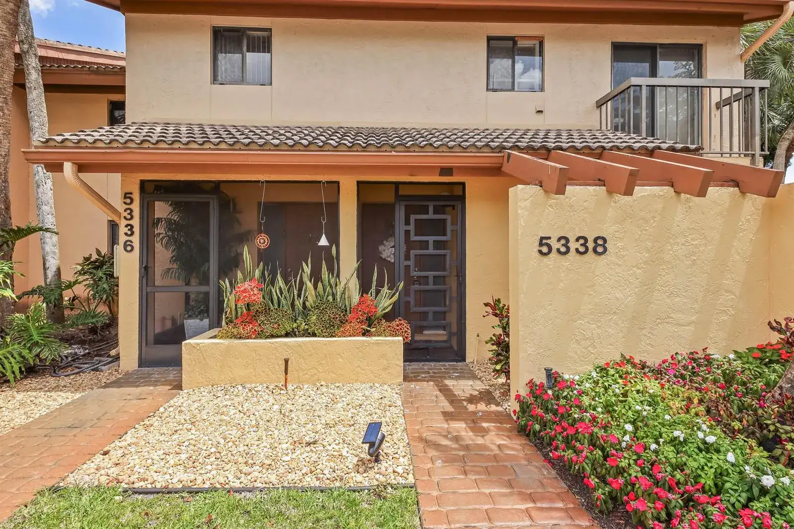 5338 S Fountains Dr Drive S, Lake Worth FL 33467 photo 2