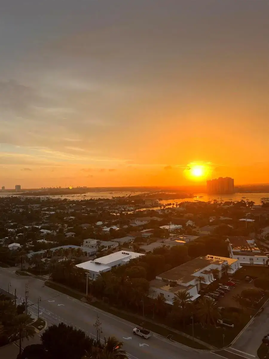 3400 N Ocean Drive # 1806, Singer Island FL 33404