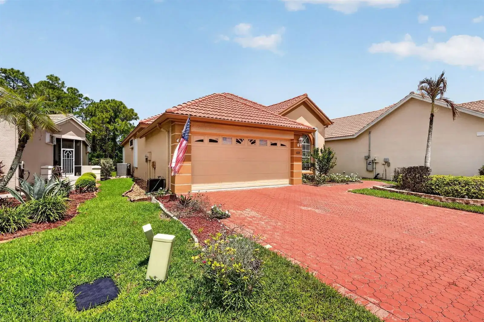 653 SW Munjack Cove, Port St. Lucie FL 34986 photo 2