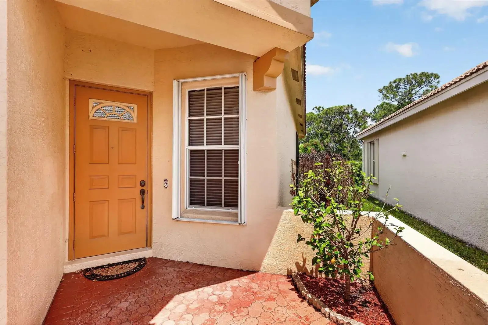 653 SW Munjack Cove, Port St. Lucie FL 34986 photo 5