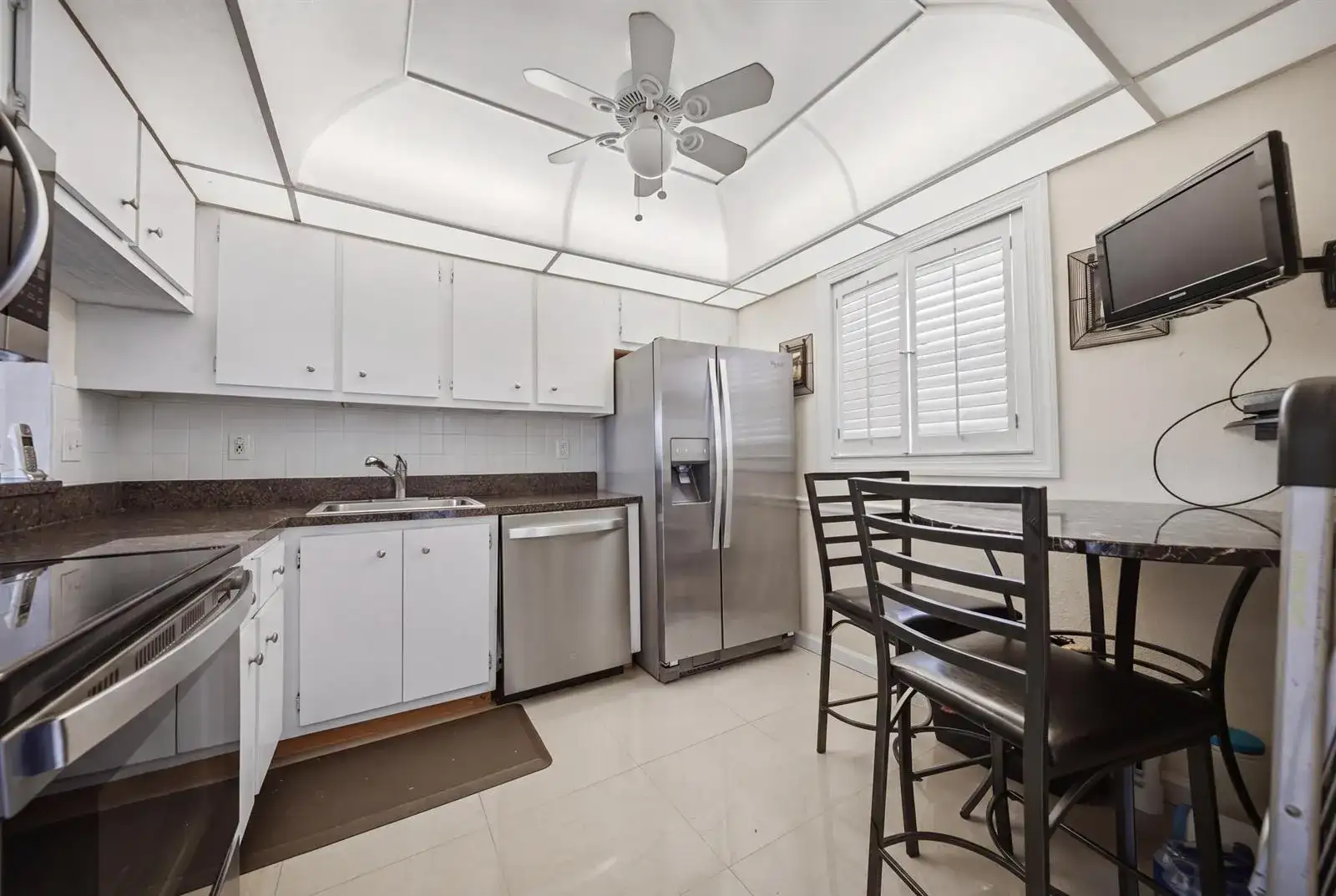 3040 Holiday Springs Boulevard # 212, Margate FL 33063 photo 4