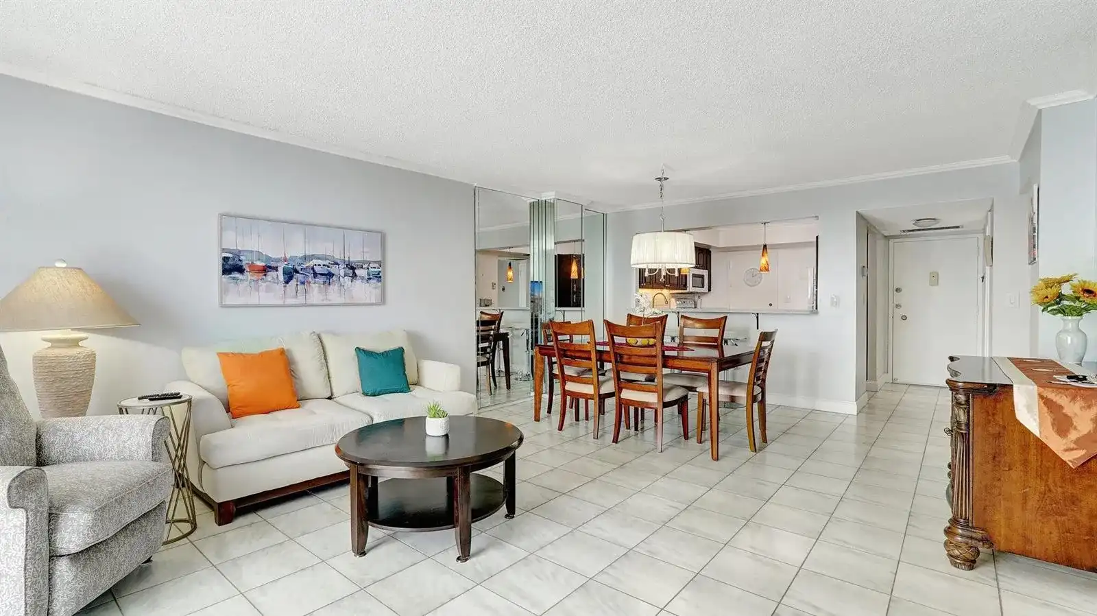 427 Golden Isles Drive # 5j, Hallandale Beach FL 33009