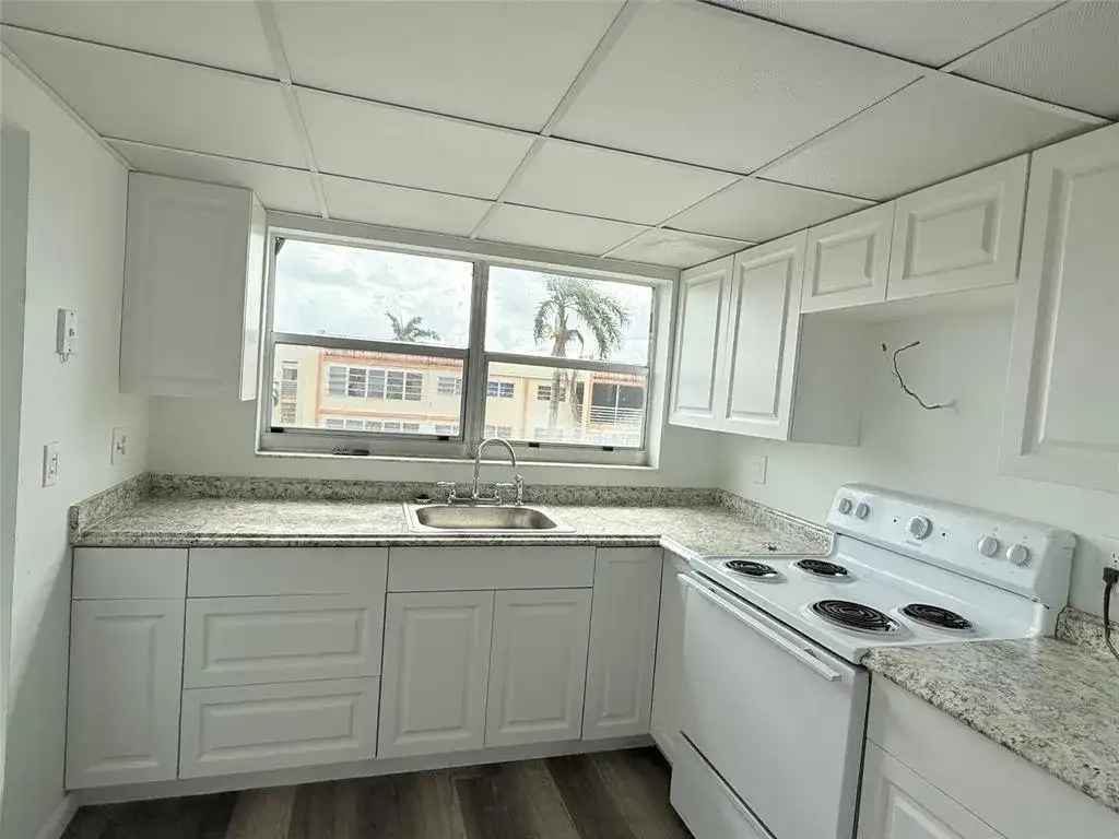2501 NW 41st Avenue # 401, Lauderhill FL 33313 photo 2