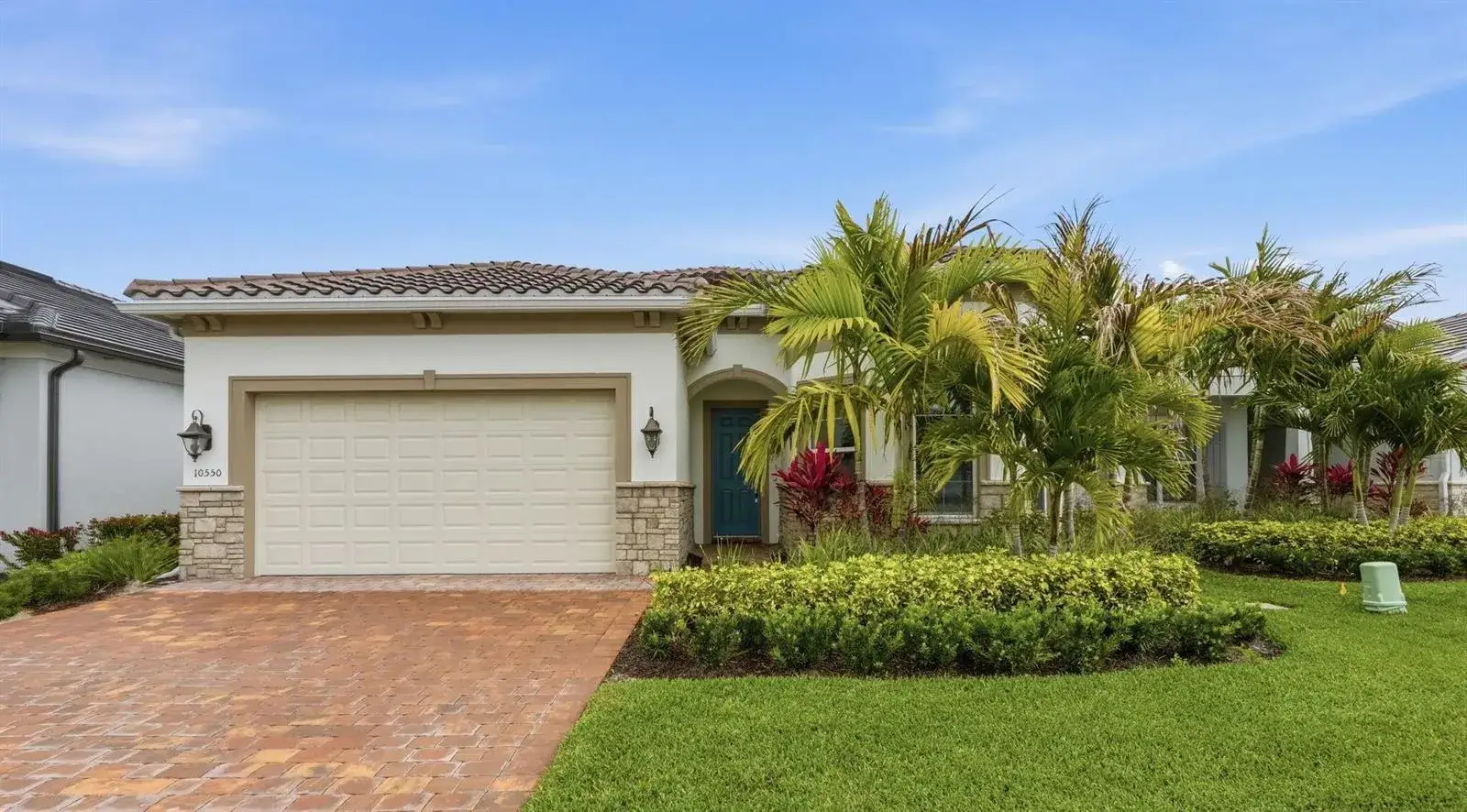 10550 Northbrook Circle, Palm Beach Gardens FL 33412