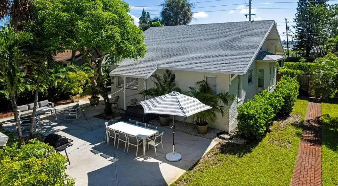 5301 N Flagler Drive, West Palm Beach FL 33407 photo 2