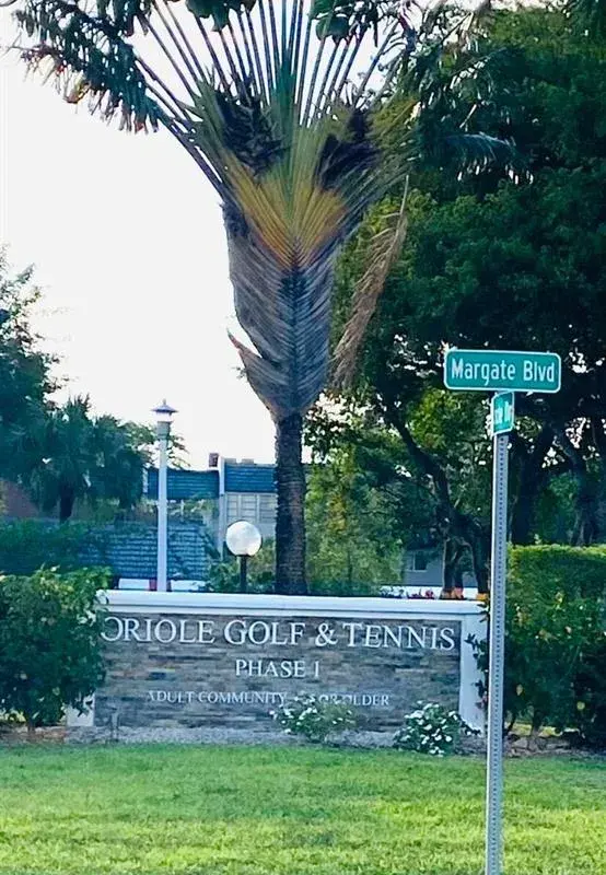 7817 Golf Cir Drive # 210, Margate FL 33063
