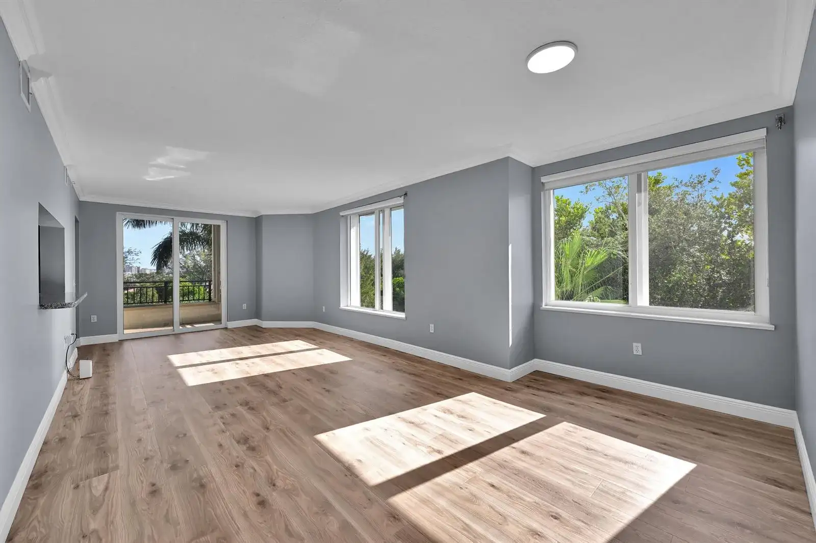 2880 NE 14th St Causeway # 413, Pompano Beach FL 33062 photo 3