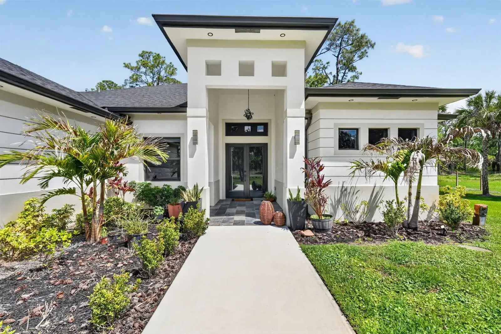 3263 SE 40th Ave Avenue SE, Naples FL 34117 photo 3