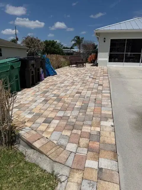 925 SW Worcester Lane SW, Port St. Lucie FL 34953 photo 3