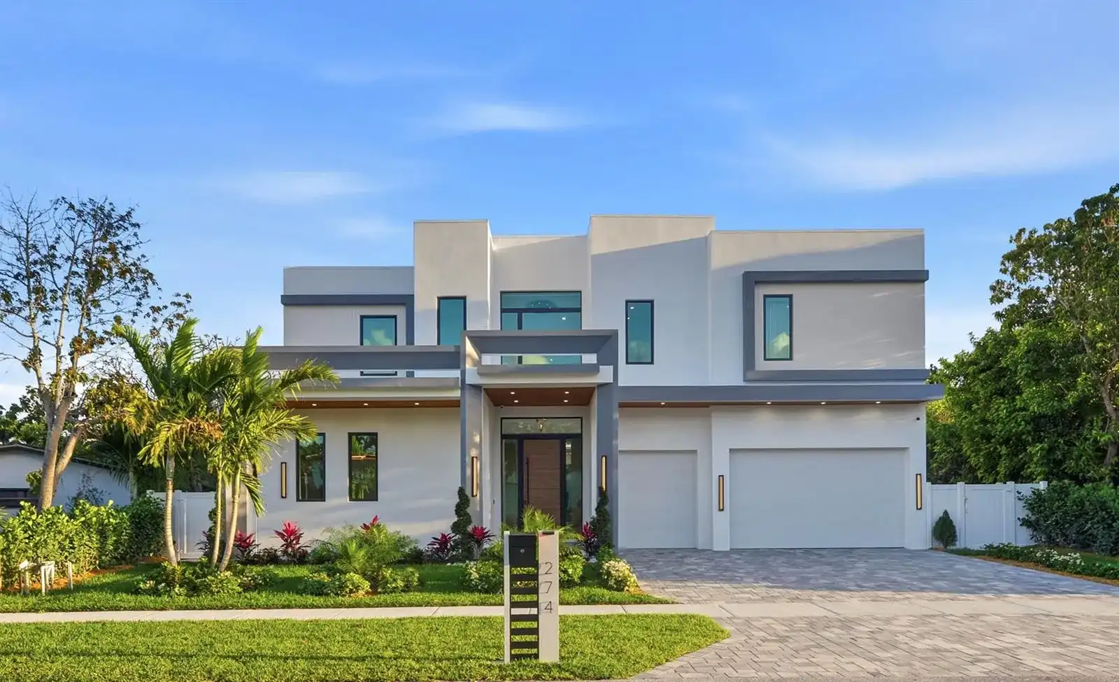 274 NE 3rd Court, Boca Raton FL 33432