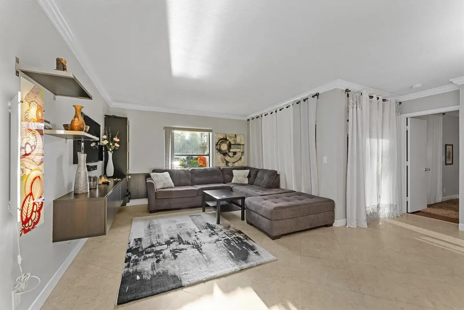 2969 Carambola Circle S, Coconut Creek FL 33066