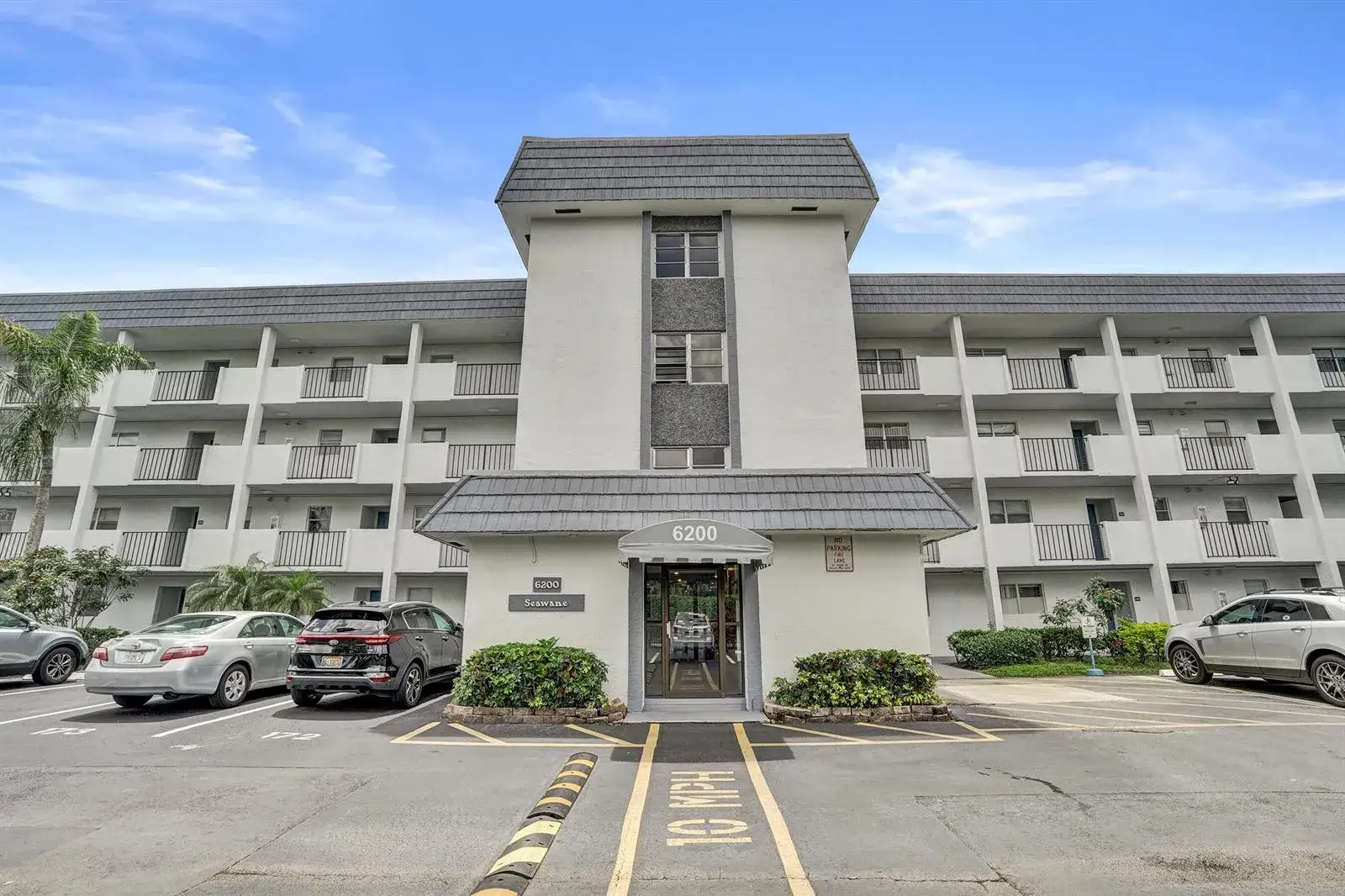 6200 NW 44th Unit # 204 Street # 204, Lauderhill FL 33319