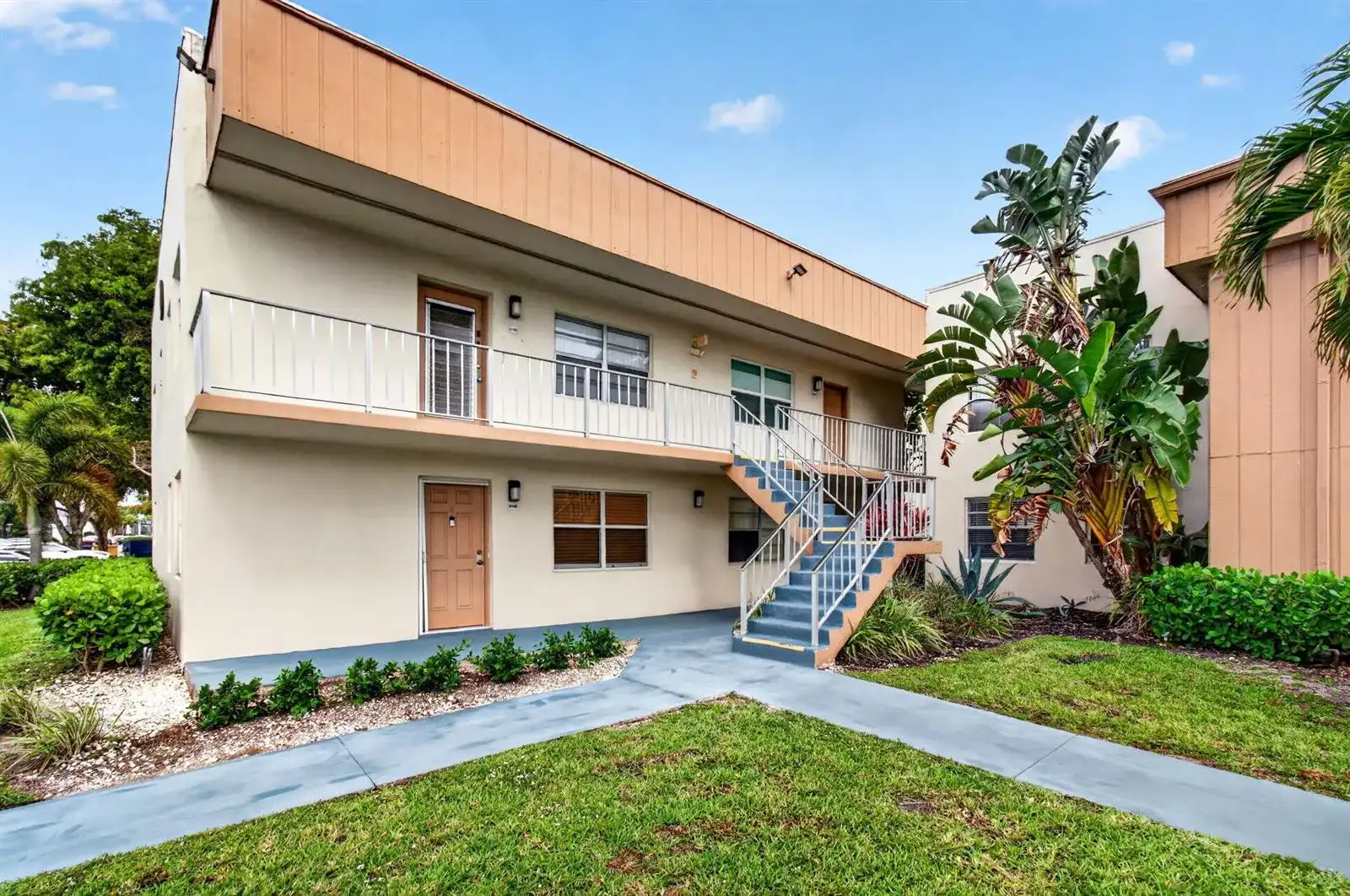 190 Piedmont D, Delray Beach FL 33484