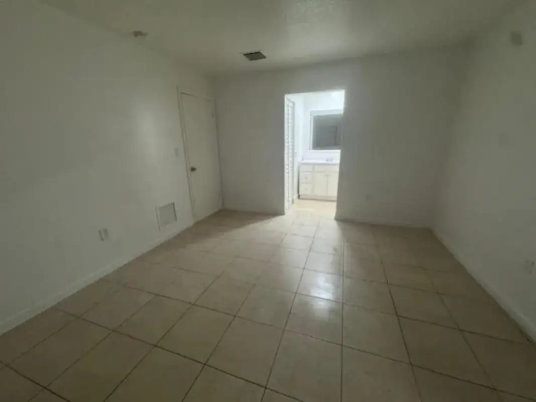 5525 SW 41st Street # 122, Pembroke Park FL 33023 photo 2