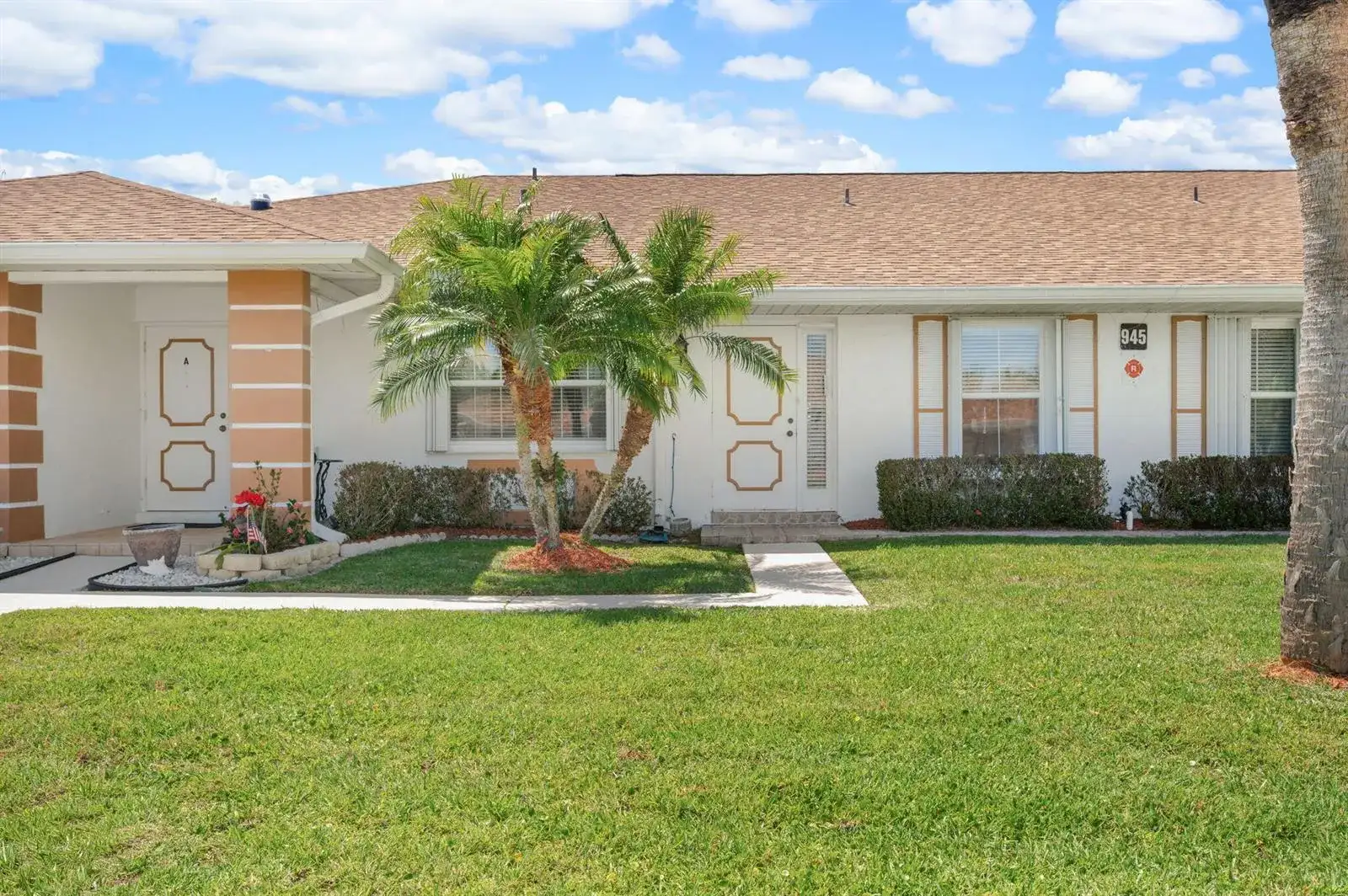 945 Savannas Point Drive # B, Fort Pierce FL 34982 photo 2