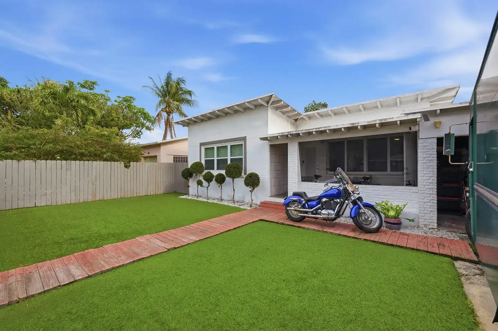 516 SW 15th Street # 1, Fort Lauderdale FL 33315