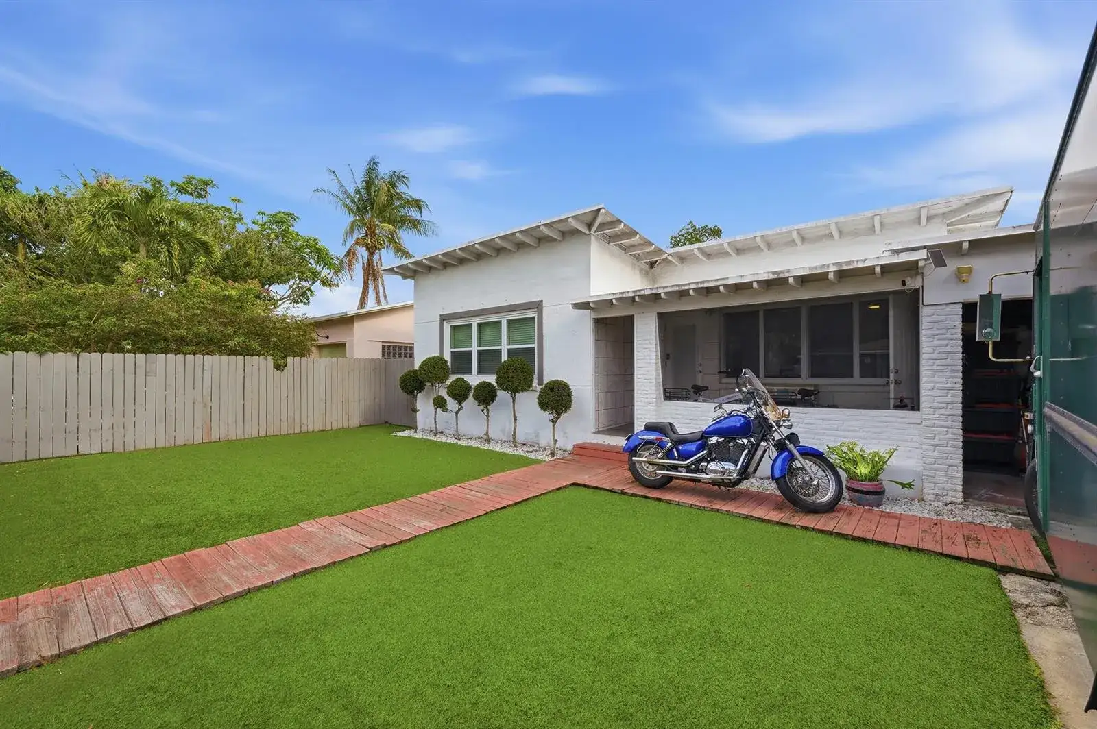 516 SW 15th Street # 1, Fort Lauderdale FL 33315