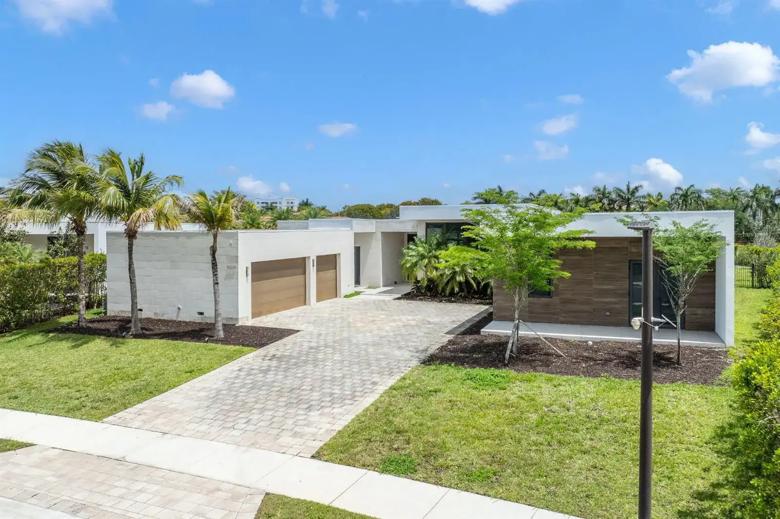 16539 N Botaniko Dr Drive N, Weston FL 33326 photo 2