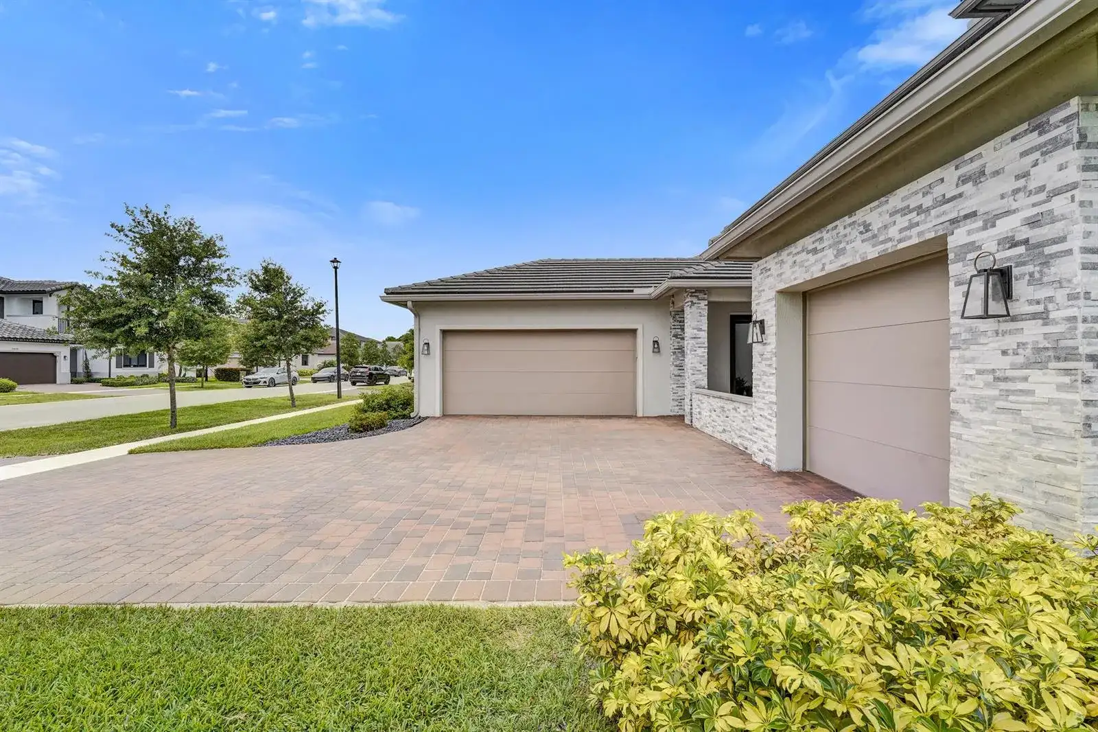 13025 Addilyn Court, Davie FL 33325 photo 4